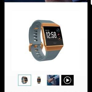 Fitbit Iconic